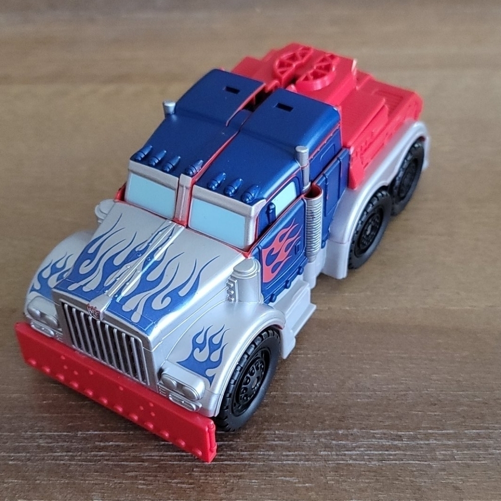 Transformers RPMs Battle Chargers Optimus Prime - Picture 2 of 7